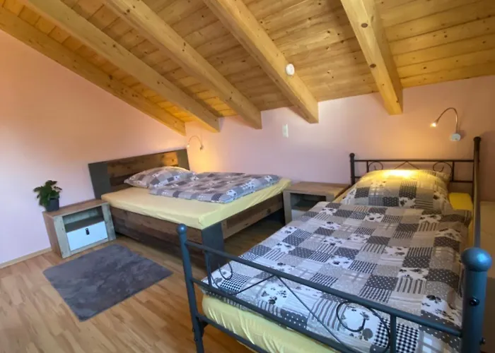 Haus Am 4 * Wackersdorf