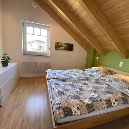 Haus Am 4 Ferienhaus Wackersdorf