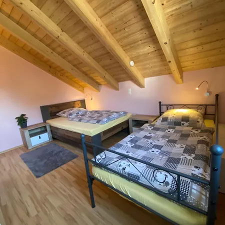Haus Am 4 * Ваккерсдорф