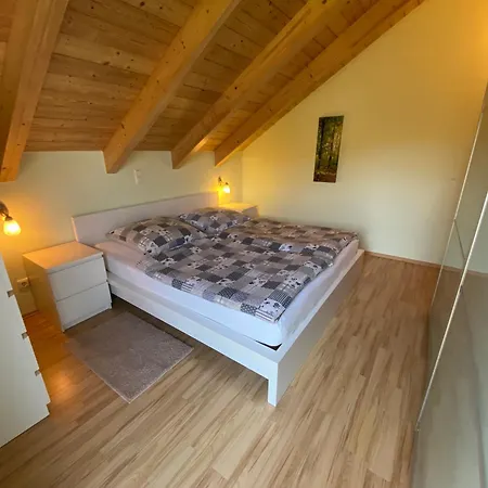 Haus Am 4 Holiday home Wackersdorf