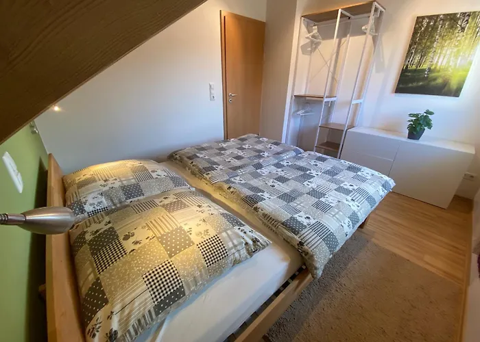Haus Am 4 *